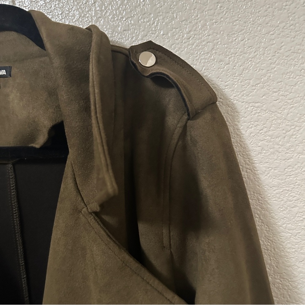Fashion Nova Always‎ in the Go Faux Suede Jacket Olive Sz Large - Picture 5 of 11